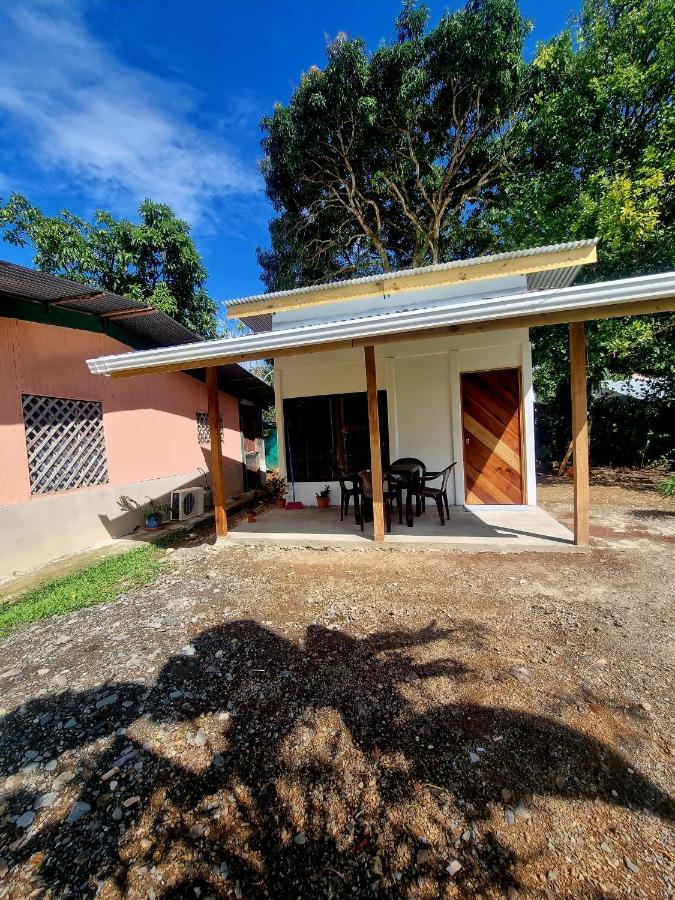 Ballena Oasis Homes Uvita Esterno foto
